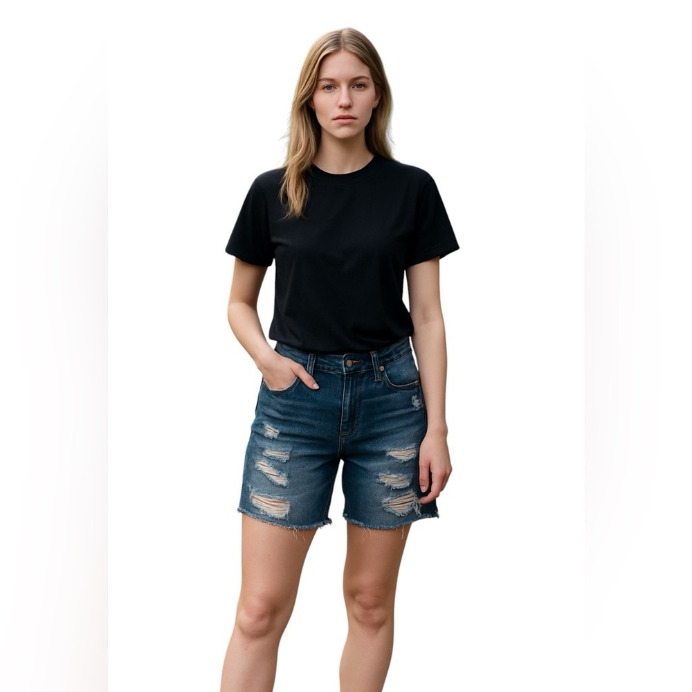 MOSSIMO Denim Jean Shorts Boyfriend Jean Shorts Size 10 Distressed Frayed